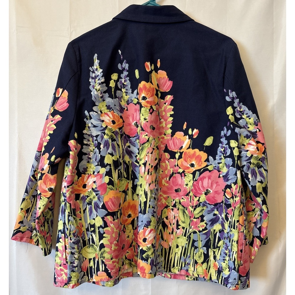 The Tog Shop Women's Floral Denim Jacket  Blue Button Up Cotton Blend Size P/L - Picture 4 of 6